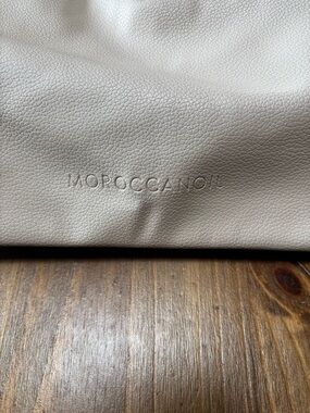 Moroccanoil Cream Textured Cosmetic Pouch